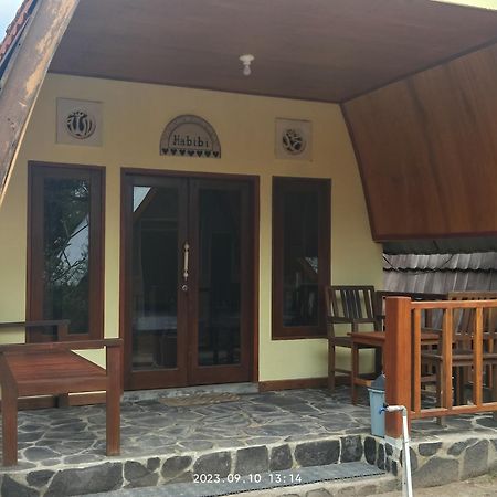 Two One Bungalow Gili Meno Eksteriør billede